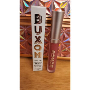 Buxom Lip Gloss
